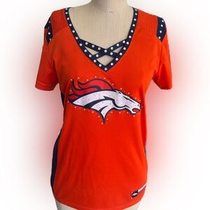Majestic Women’s NFL Denver Broncos Short Sleeve Rhinestone Shirt. Size Medium